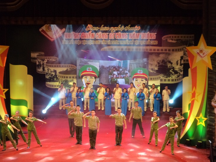 В Ханое подведены итоги сбора экспонатов истории Вьетнамской народной милиции - ảnh 1